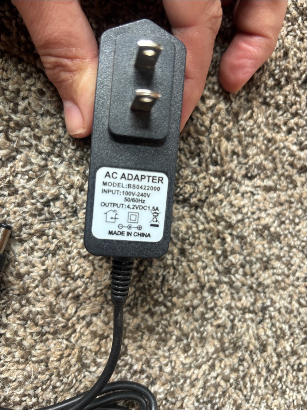 BS0422000 AC/DC Adapter 4.2V 1.5A Power Supply Black 4ft Barrel Connector - Picture 2 of 4